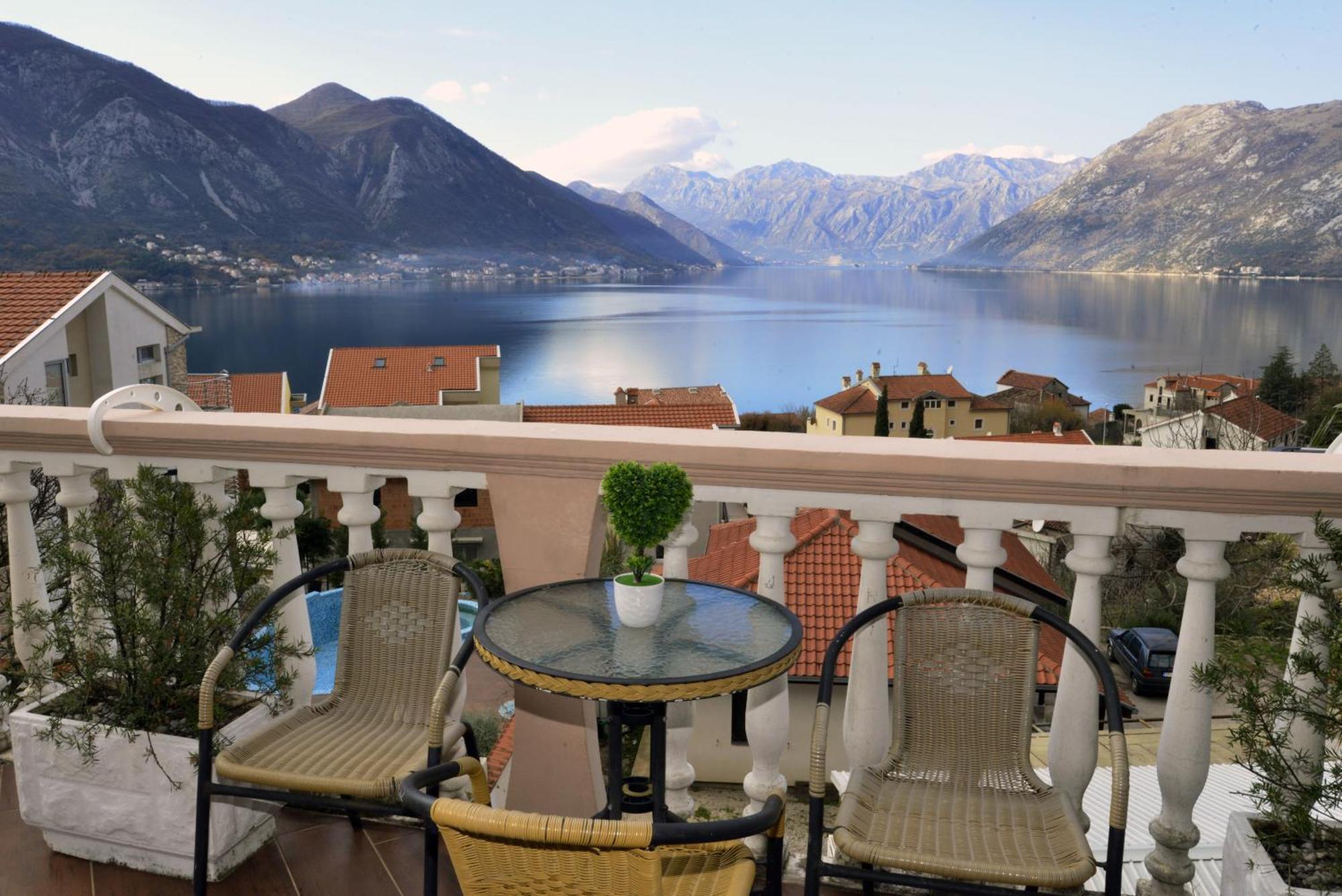 Apartments Blue Lagoon Kotor Room photo