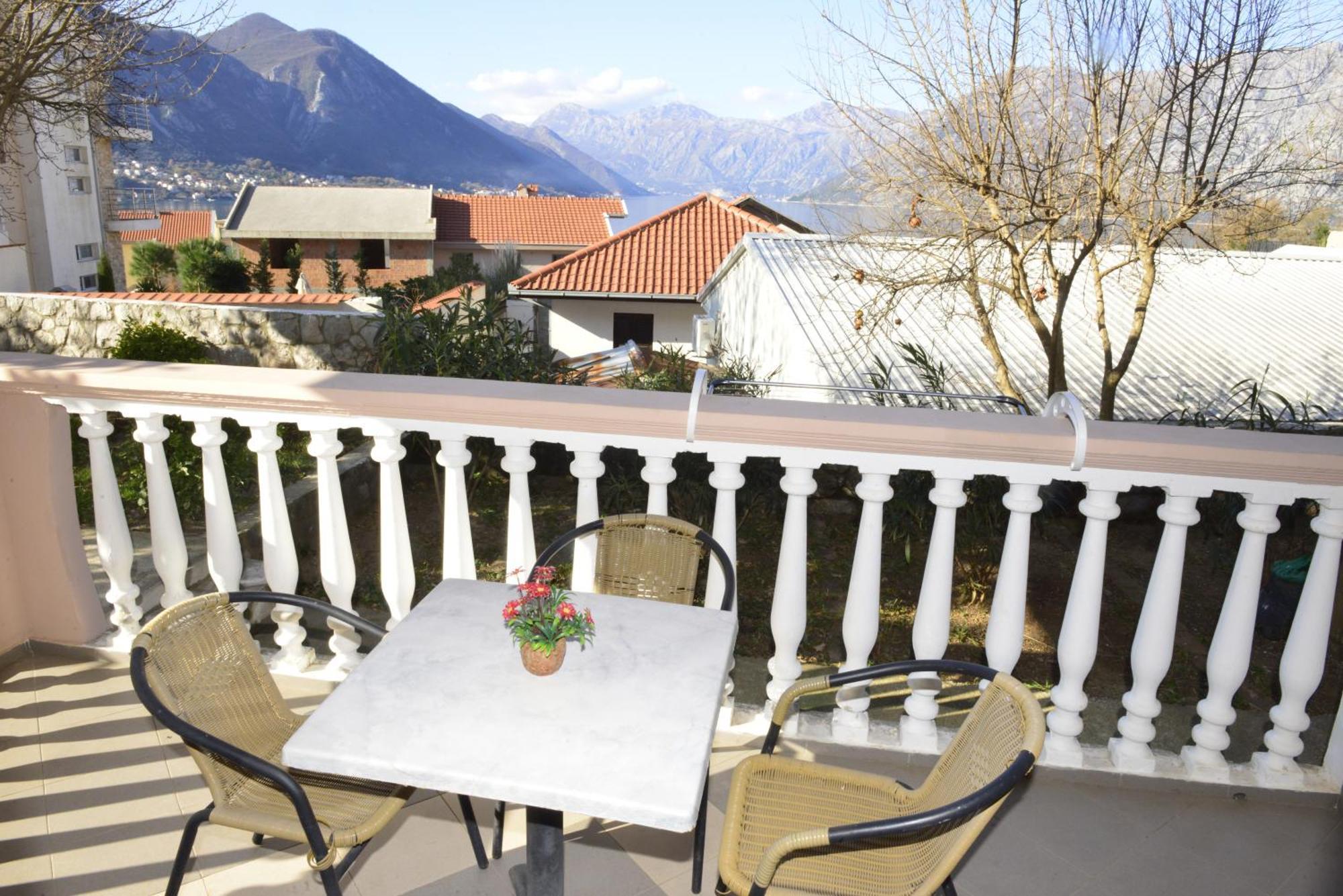 Apartments Blue Lagoon Kotor Room photo